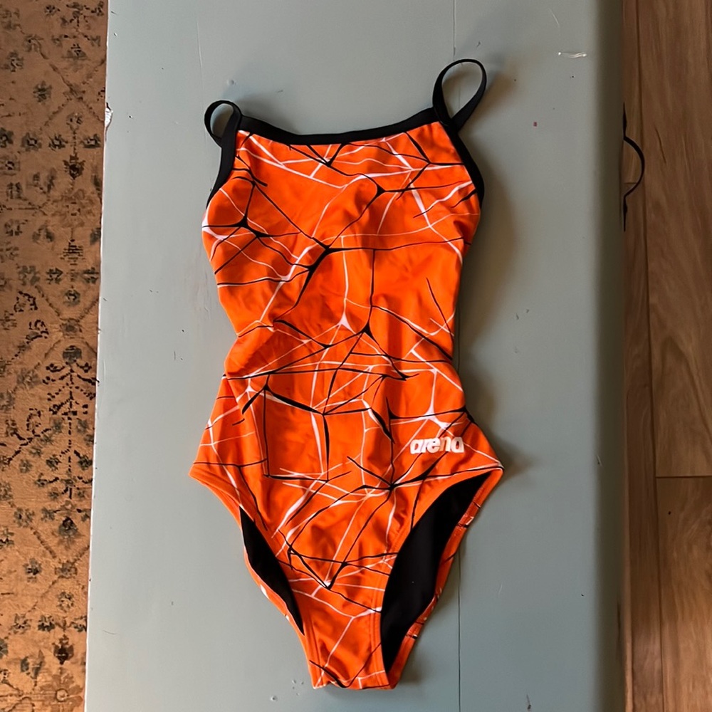Arena swimsuit. Size 28.